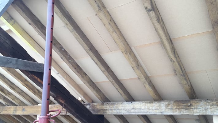 die eine Hälfte hat schon das Unterdach