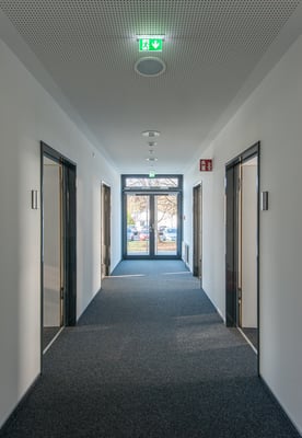 Erweiterung Laborgebäude 51 in Modulbauweise, DLR in Köln, Flur