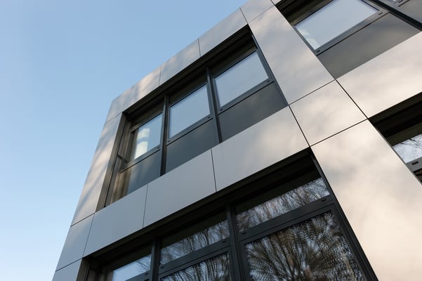 Erweiterung Laborgebäude 51 in Modulbauweise, DLR in Köln, Fassade Detail