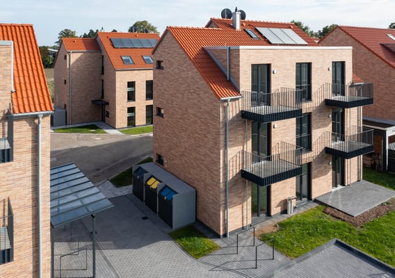 405 Neubau von 4 geförderten Wohnhäusern im Pater-Prinz-Weg in Köln-Rondorf, Blick auf Haus 4 + 2