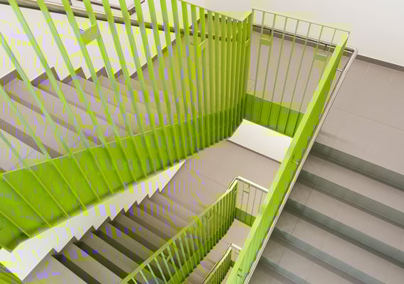 Studierendenwohnheim Gebrüder-Coblenz-Straße in Köln Deutz, Treppenhaus