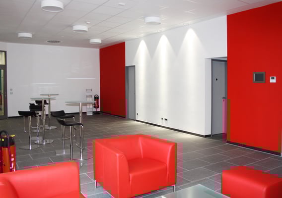 Eine repräsente Verbindung, Oerlikon Textile GmbH & Co. KG, Remscheid, Foyer