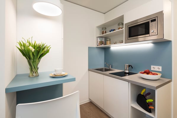 Quartillion Köln - Blick auf die kleine, feine Apartment-Küche, Fotos: Oliver Schuh, www.palladium.de