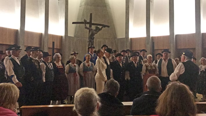 Nelly Patty und Veteranen