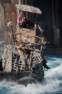 Universal Studios - Waterworld Show