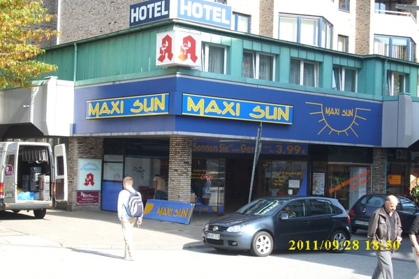 Lichtwerbung für Sonnenstudio