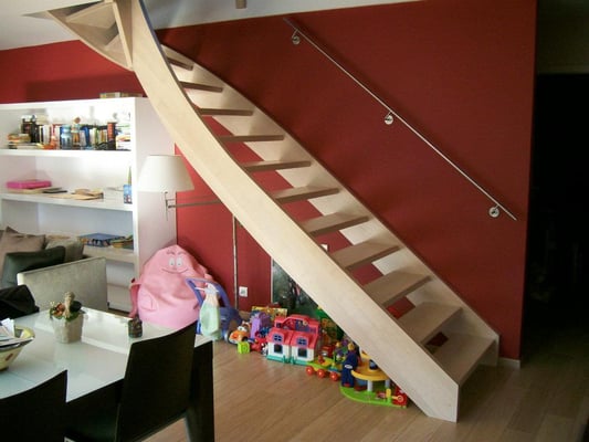 2-Wangentreppe  offen, ohne Geländer 001 , Holzart: Buche