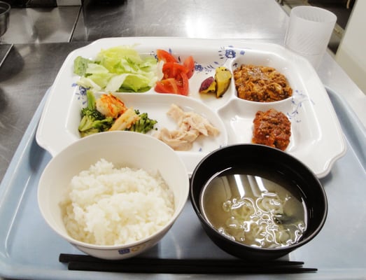 市谷寮 (女子寮) 朝食