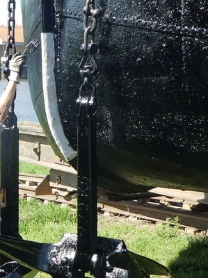 Tiefgangsanzeige weiss grundiert