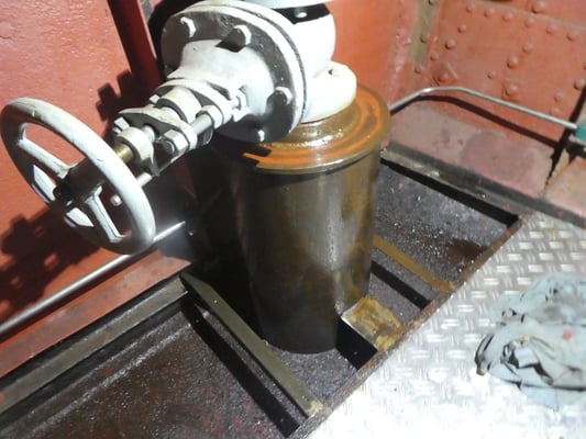 entrosteter und mit Hartglanzöl behandelter Seekasten