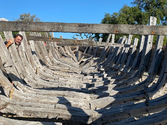 Fertig gebaut, kostet das Boot . . .
