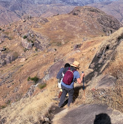 Trittsicherheit ist von Vorteil.