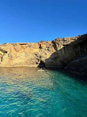 fiesta en barco en ibiza para despedidas de soltero