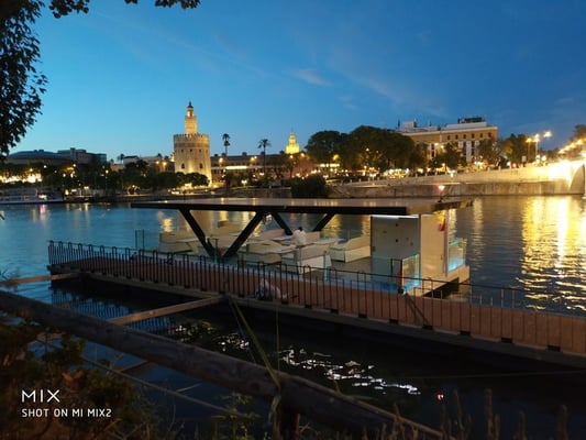 alquiler de barcos en Sevilla para fiestas