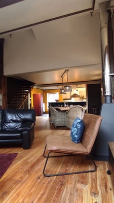 Altitude 445 - La Chouette s'amuse - Salon  