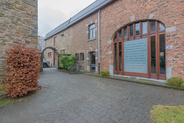 Altitude 445 - Le repos du Nomade - B&B