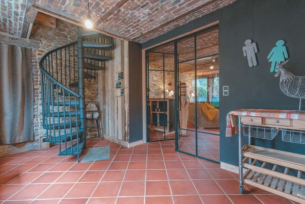 Altitude 445 - Le repos du Nomade - B&B