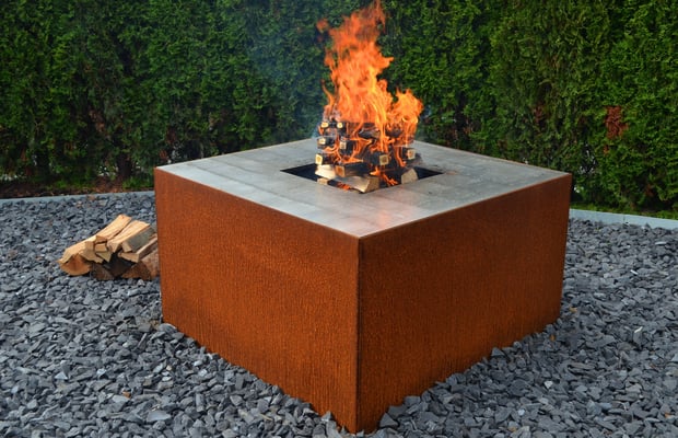 feuerwürfel cubo - design feuerschale mit o-teppanyaki für kunstvolles grillieren - einzigartig von stahl-art Rufer