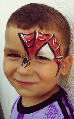 Kinderschminken für Jungs, Superheld mit Spinne