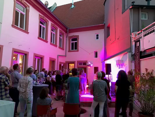 Konzert bei Culturebridge Architects c/o Weinhaus Moser