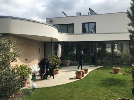 Moderne Architektur mit sinnliche Kurven