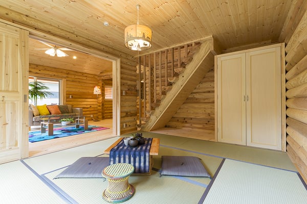 ログハウスのリビング