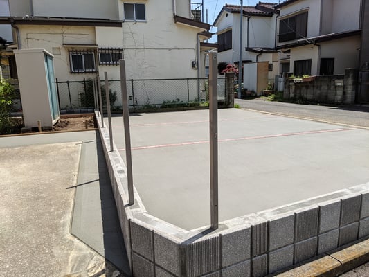 施工中（ブロックの配色を互い違いにしたのがポイント）