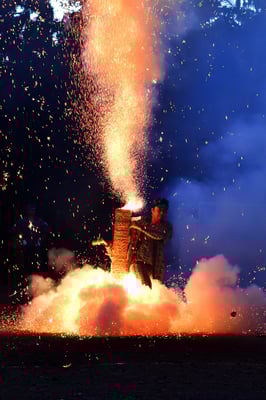 入選：弾ける炎：加藤正二