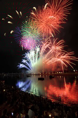 入選８：スターマイン：戸沢隆吉