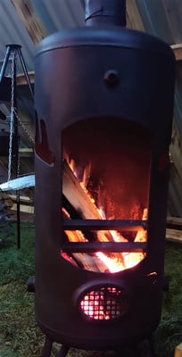 Kaminfeuer sorgt für Wärme und Gemütlichkeit