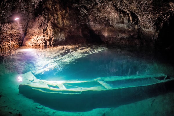 ©Lac-Souterrain-de-Saint-Léonard