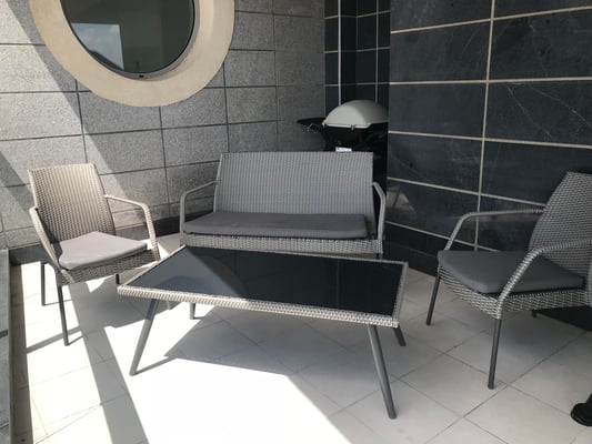 Terrasse aménagée avec BBQ