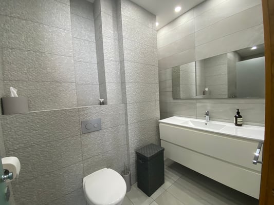 2nd shower bathroom