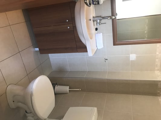 Parents showerbathroom