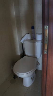 Salle d'eau dans l'entrée