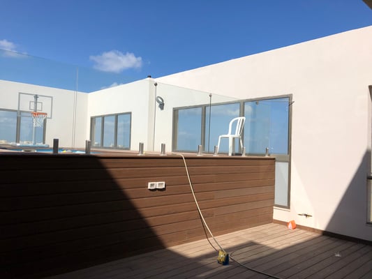 Terrasse avec piscine