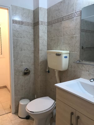 2nd bathroom