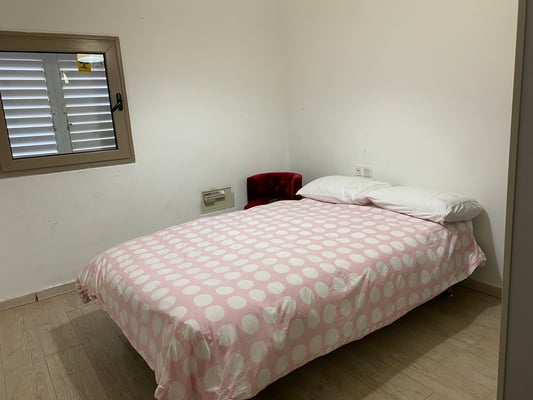 2nd bedroom, safe room