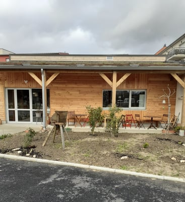 Espace terrasse de la maison commune