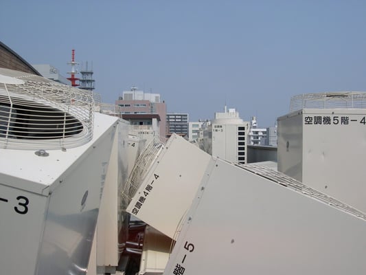 地震後は手が付けられない状態