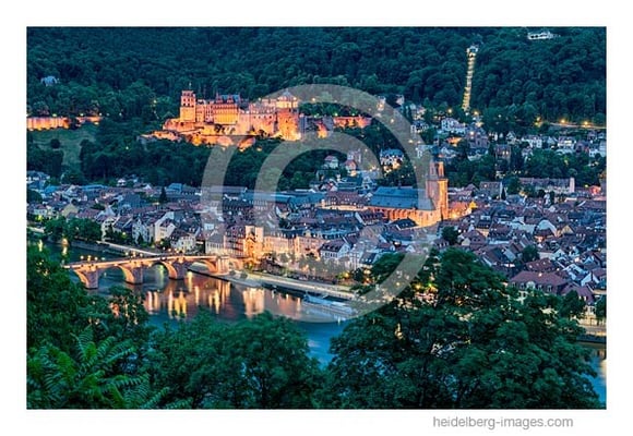 Archiv-Nr. hc2015145 | Altstadt in der Dämmerung