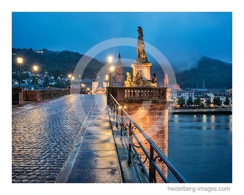 Archiv-Nr. hc2014148 | Regennasse Alte Brücke bei Nacht 