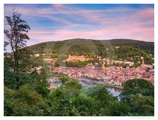 Archiv-Nr. hc2022130 | Altstadt im Sonnenuntergang