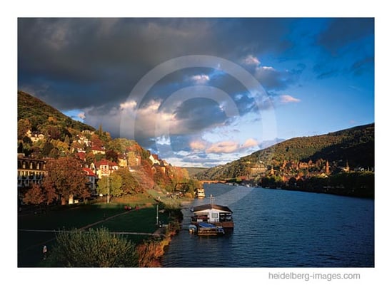 Archiv-Nr. hc2005163 / Herbststimmung Neckar