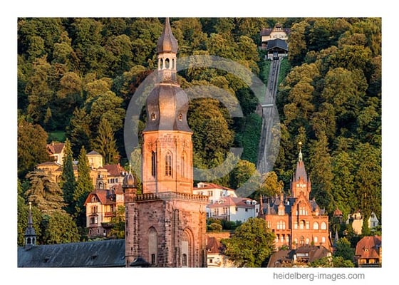 Archiv-Nr. hc2017127 | Heiliggeistkirche und Bergbahn im Abendlicht 
