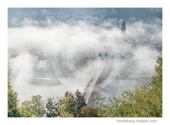 Archiv-Nr. hc2014173 | Heidelberg, Altstadt im Herbstnebel