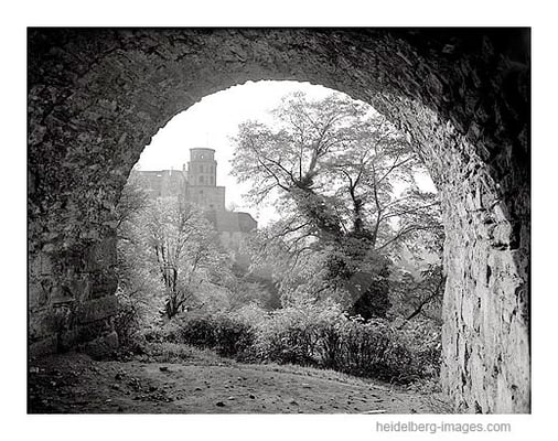 Archiv-Nr. 25a-57H / Schlossansicht