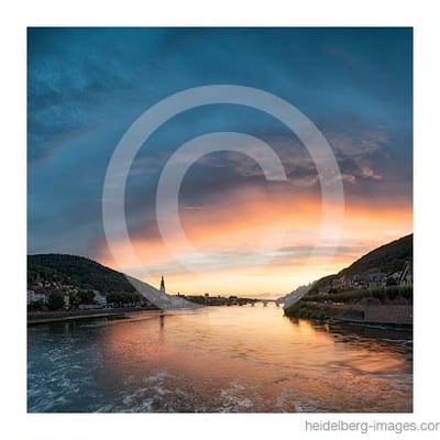 Archiv-Nr. hc2015150 | Neckarufer und Altstadt im Sonnenuntergang 