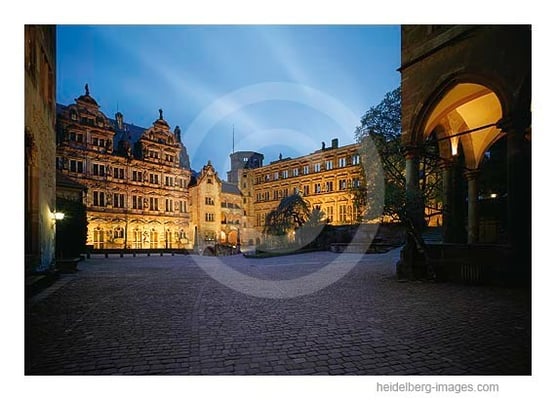 Archiv-Nr.  hc2004126 | Schlossinnenhof bei Nacht 