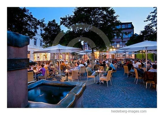 Archiv-Nr. hc2009195 | Neuenheimer Marktplatz in der Abenddämmerung